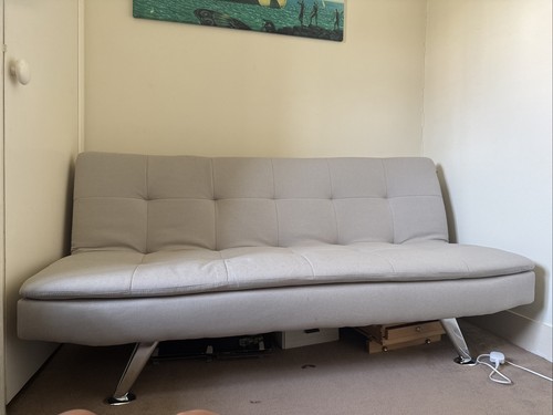 Click clack sofa - click,